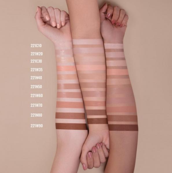 PRO LIGHT CONCEALER Correttore Fluido
